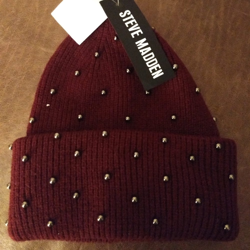 Steve Madden winter hat